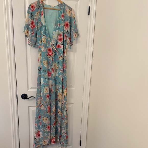 Hummingbird Dresses & Skirts - Hummingbird Blue Floral Maxi Dress